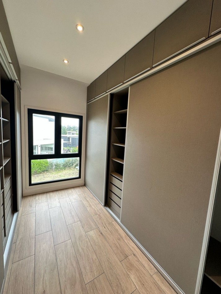 CASA 4 AMBIENTES EN RUMENCO JOVEN