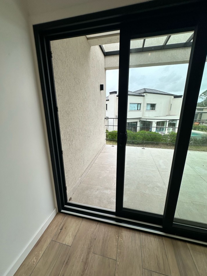 CASA 4 AMBIENTES EN RUMENCO JOVEN