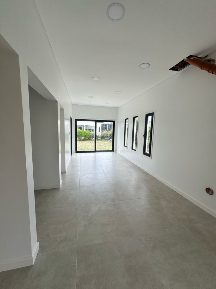 CASA 4 AMBIENTES EN RUMENCO JOVEN