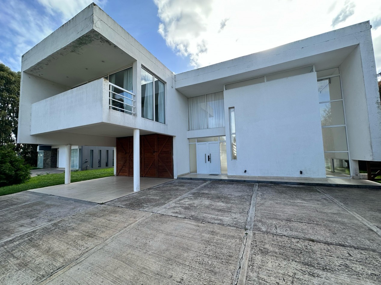 VENTA CASA 4 AMBIENTES EN RUMENCO FINANCIADA