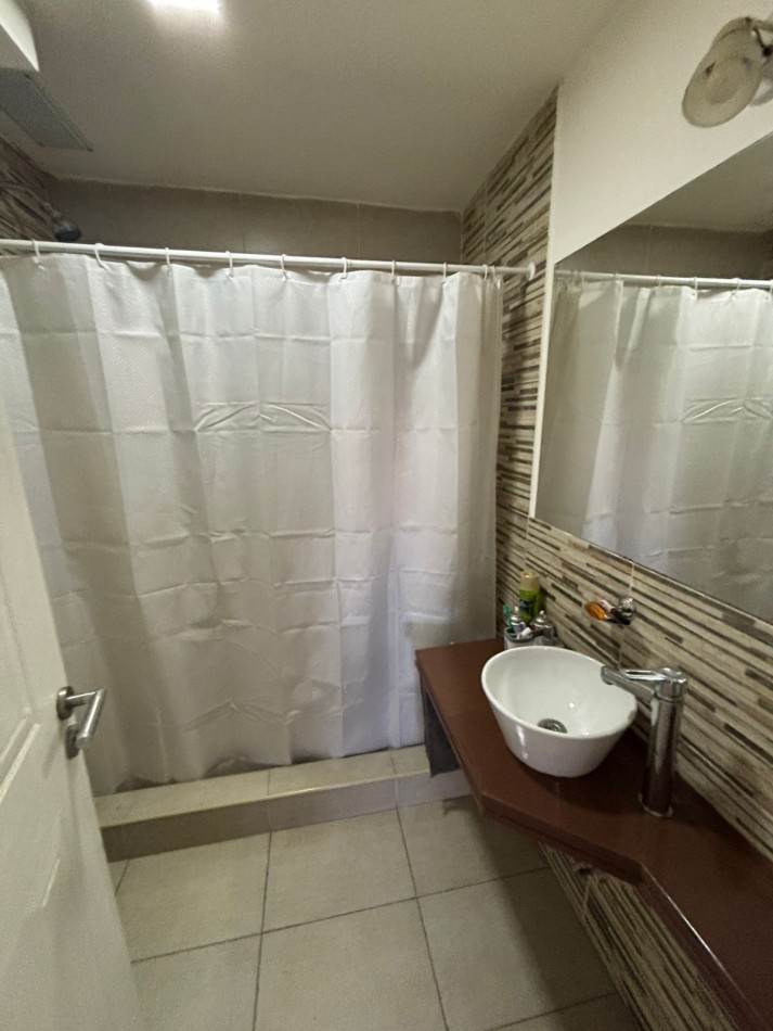 VENTA DEPARTAMENTO 2 AMBIENTES CON COCHERA EDIFICIO LE TEMPS