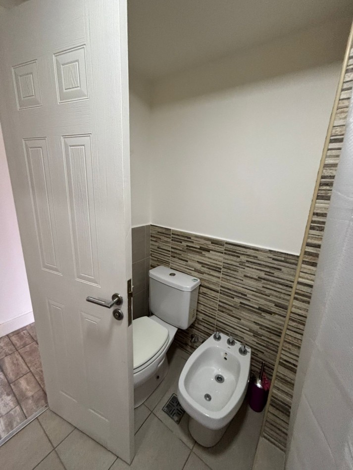 VENTA DEPARTAMENTO 2 AMBIENTES CON COCHERA EDIFICIO LE TEMPS