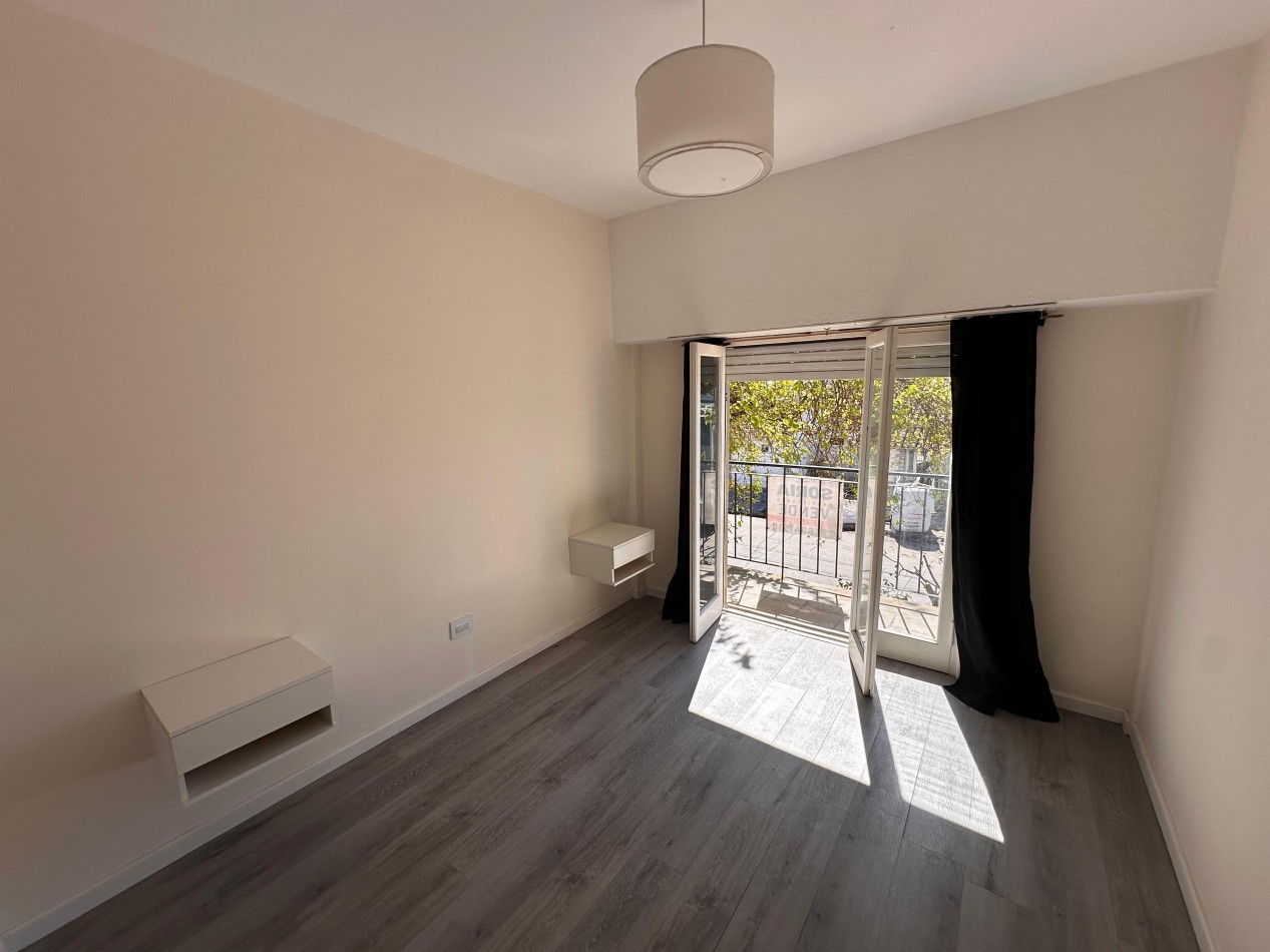 DEPARTAMENTO 3 AMBIENTES CON BALCON EN LA PERLA