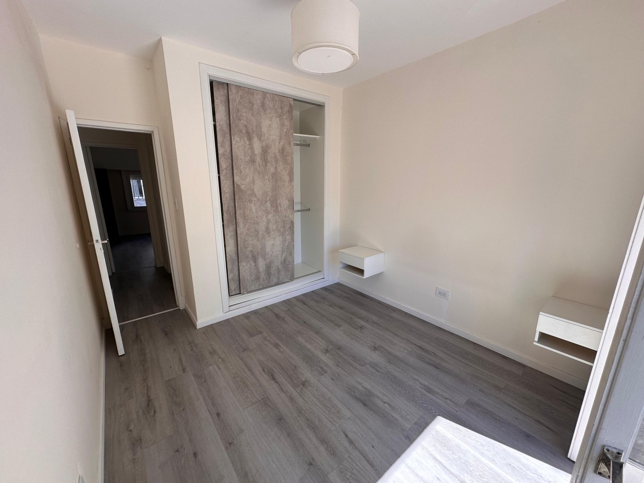 DEPARTAMENTO 3 AMBIENTES CON BALCON EN LA PERLA