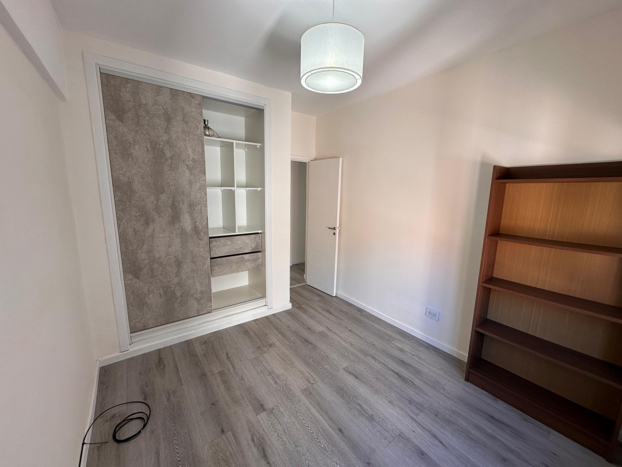 DEPARTAMENTO 3 AMBIENTES CON BALCON EN LA PERLA