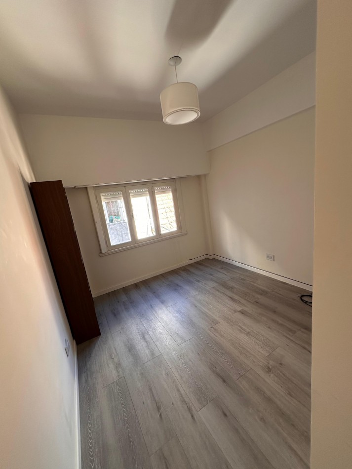 DEPARTAMENTO 3 AMBIENTES CON BALCON EN LA PERLA