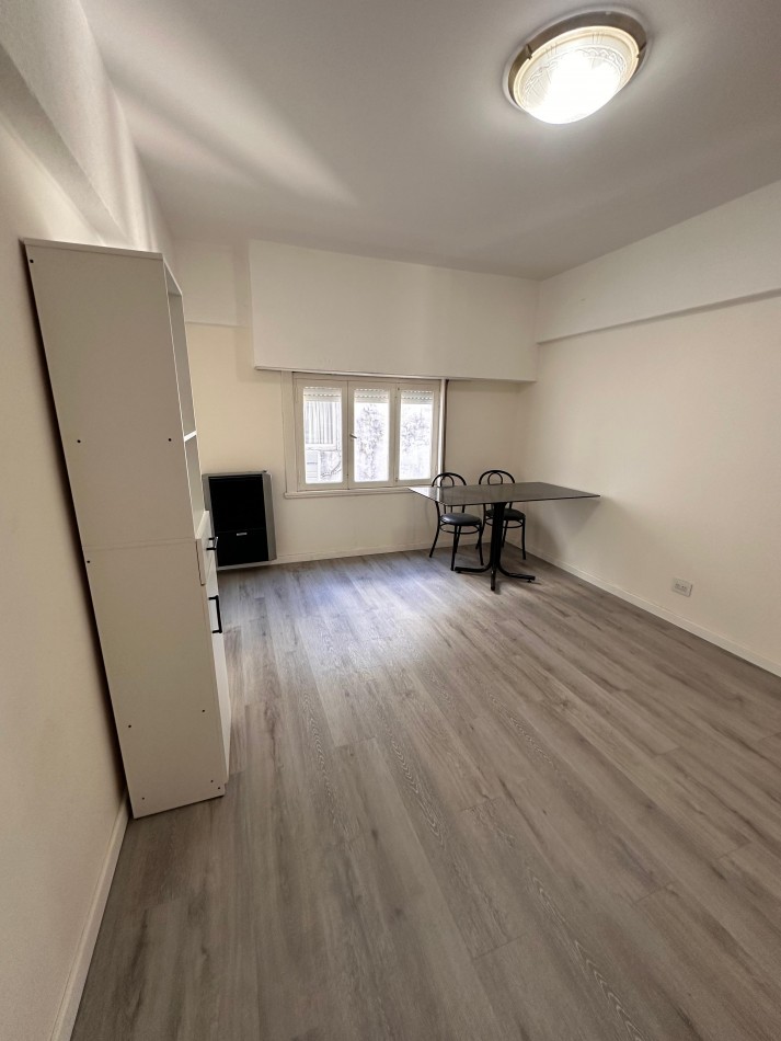 DEPARTAMENTO 3 AMBIENTES CON BALCON EN LA PERLA