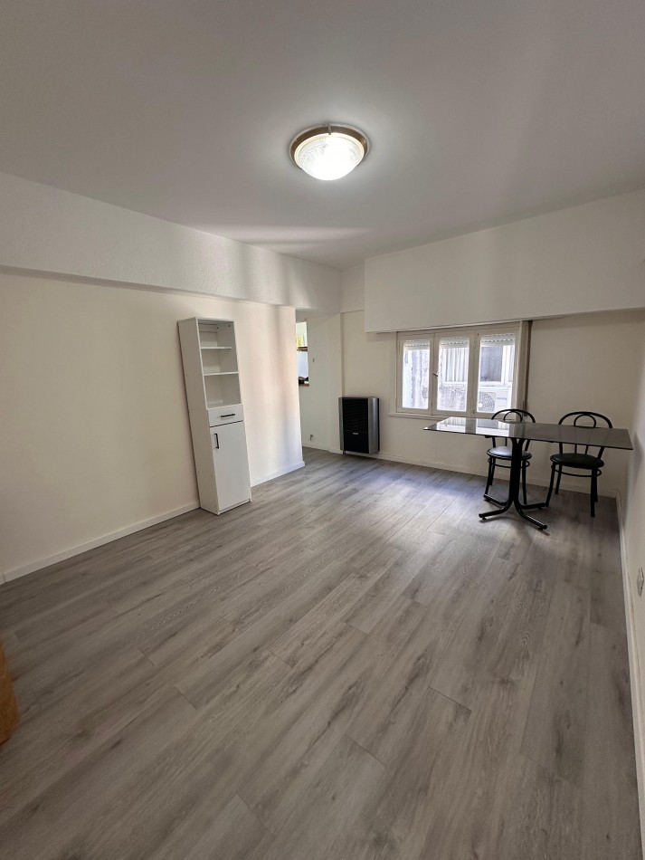 DEPARTAMENTO 3 AMBIENTES CON BALCON EN LA PERLA