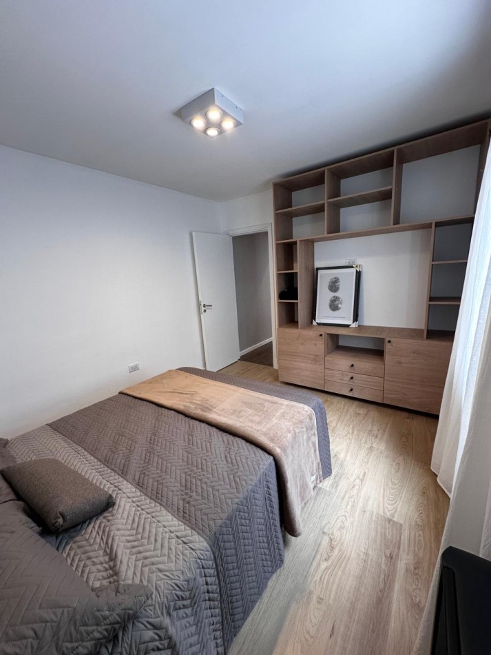 PH 2 AMBIENTES CON PATIO RECICLADO EN LA PERLA