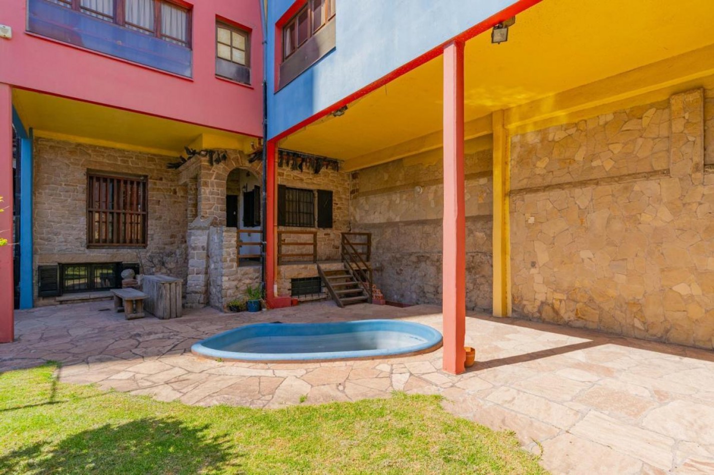 VENTA IMPORTANTE CHALET EN LA PERLA