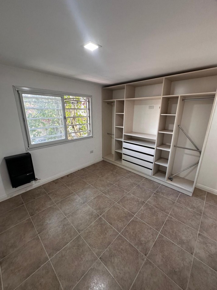 VENTA PH 3 AMBIENTES A LA CALLE 