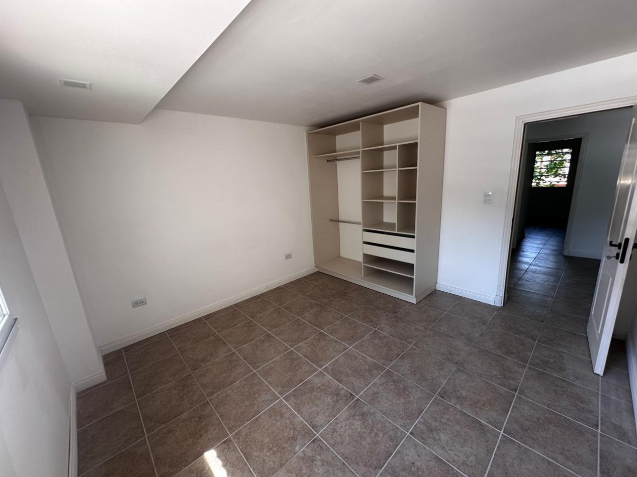 VENTA PH 3 AMBIENTES A LA CALLE 