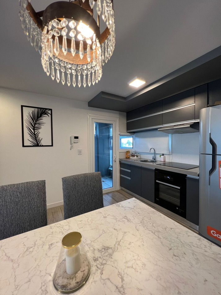 ALQUILER ESTUDIANTES 2 AMBIENTES CON COCHERA ZONA MOGOTES