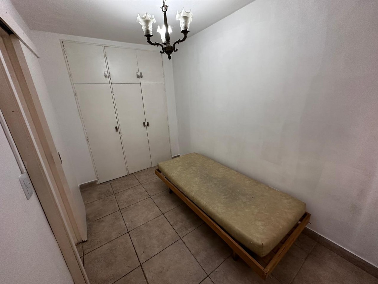 VENTA DEPARTAMENTO 2 AMBIENTES CON DEPENDENCIA Y BALCON