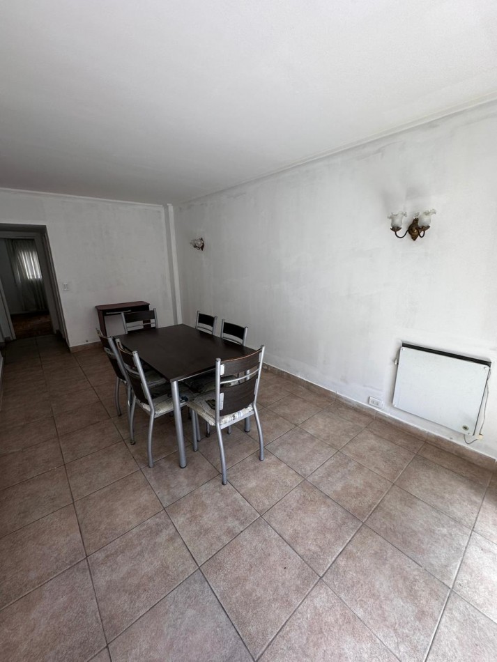 VENTA DEPARTAMENTO 2 AMBIENTES CON DEPENDENCIA Y BALCON