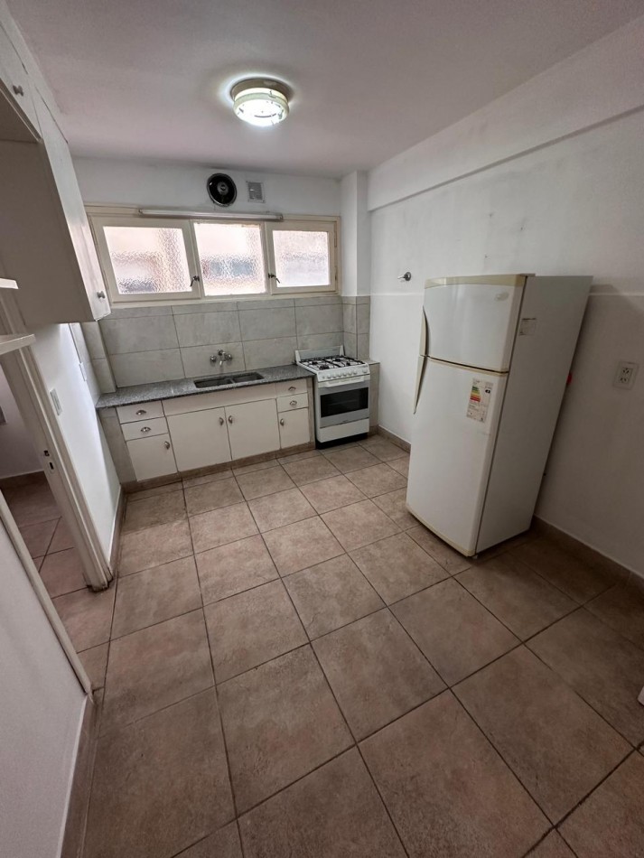 VENTA DEPARTAMENTO 2 AMBIENTES CON DEPENDENCIA Y BALCON