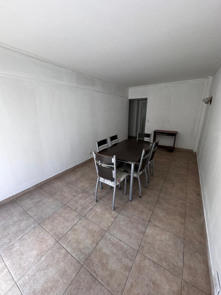VENTA DEPARTAMENTO 2 AMBIENTES CON DEPENDENCIA Y BALCON