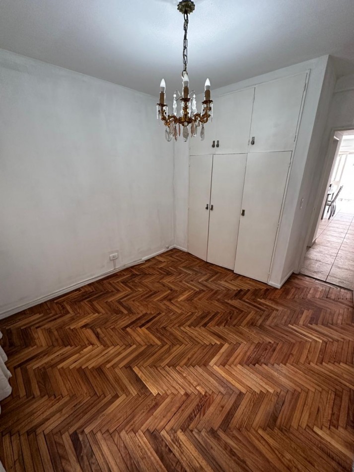 VENTA DEPARTAMENTO 2 AMBIENTES CON DEPENDENCIA Y BALCON