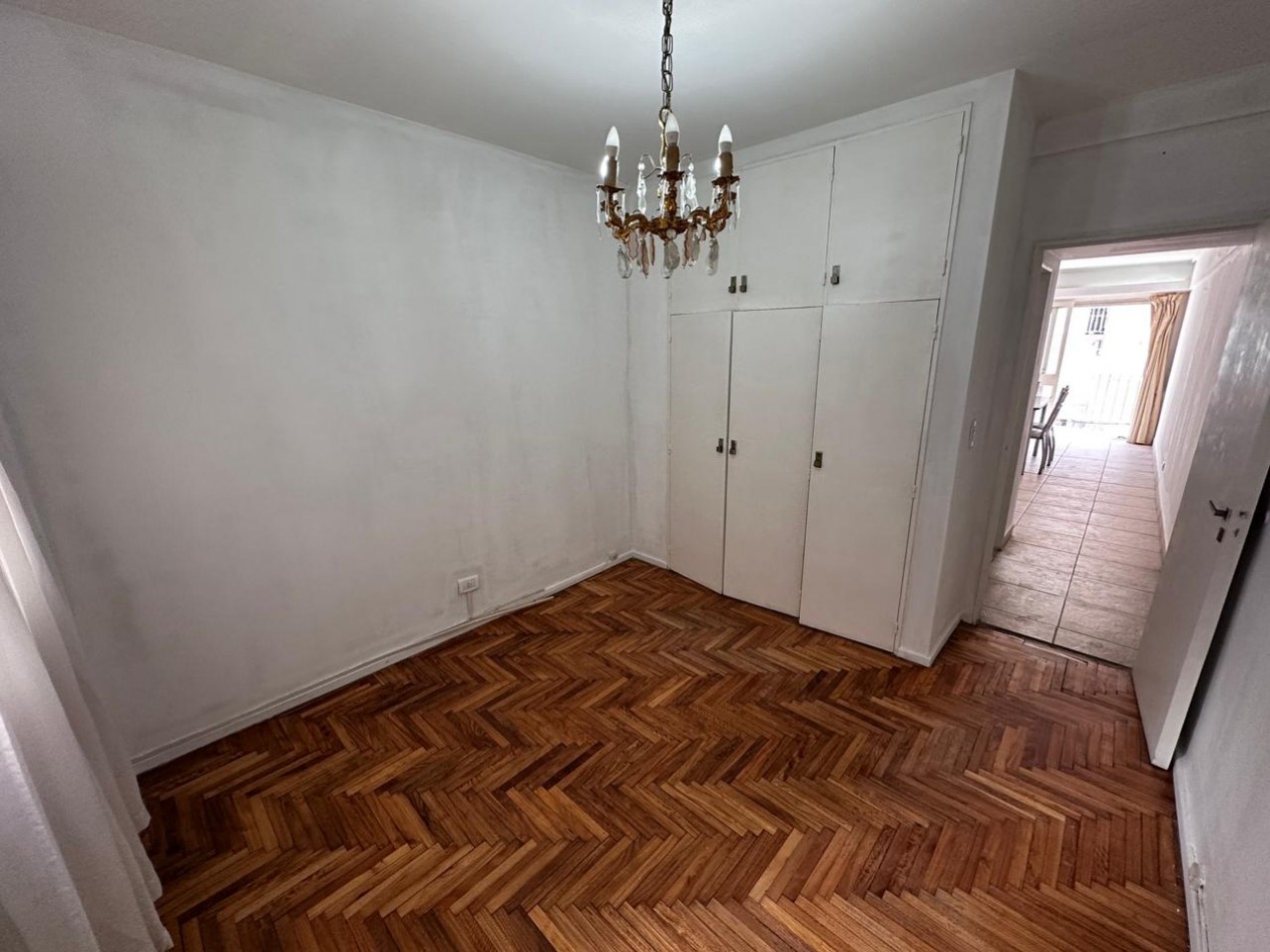 VENTA DEPARTAMENTO 2 AMBIENTES CON DEPENDENCIA Y BALCON