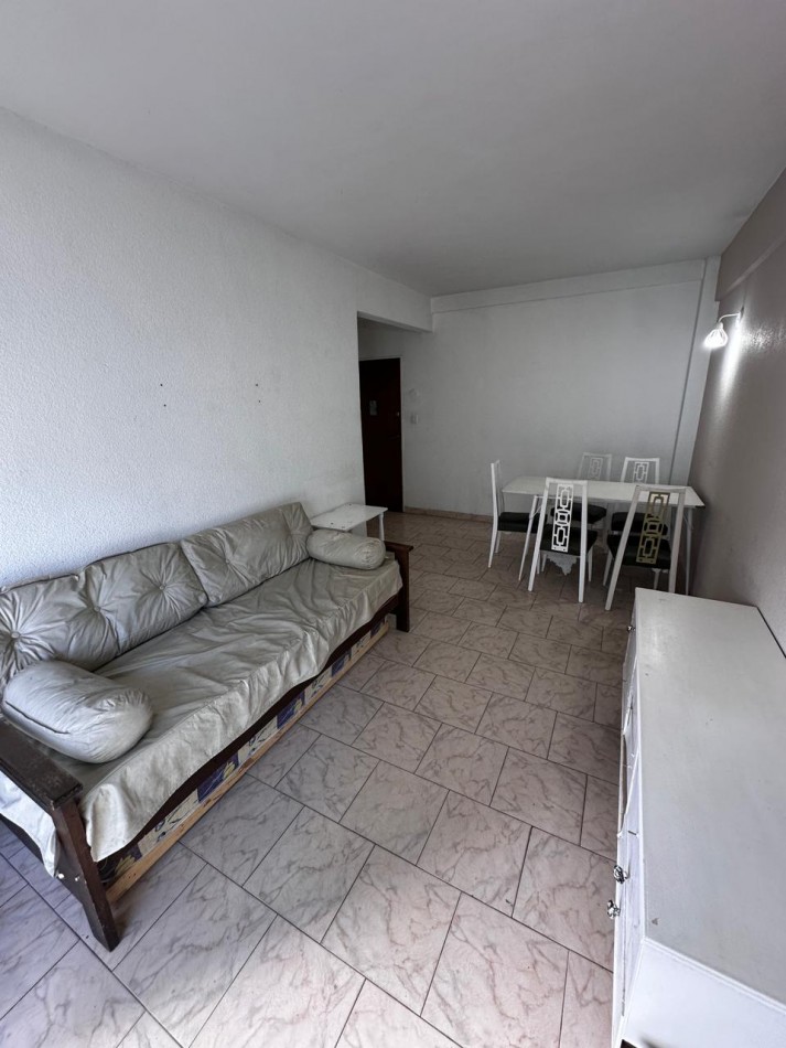 DEPARTAMENTO 2 AMBIENTES CON BALCON CONTRA FRENTE