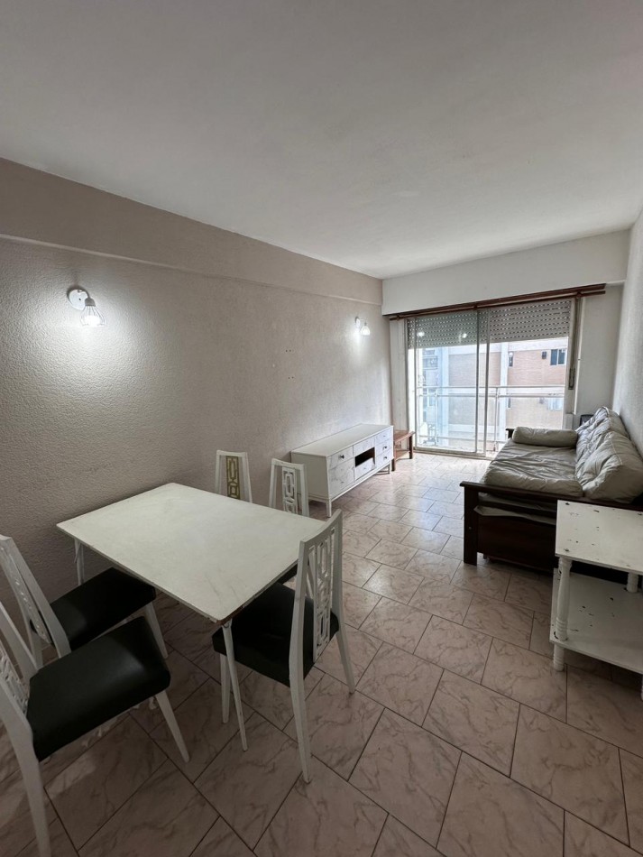 DEPARTAMENTO 2 AMBIENTES CON BALCON CONTRA FRENTE