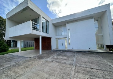 VENTA CASA 4 AMBIENTES EN RUMENCO FINANCIADA