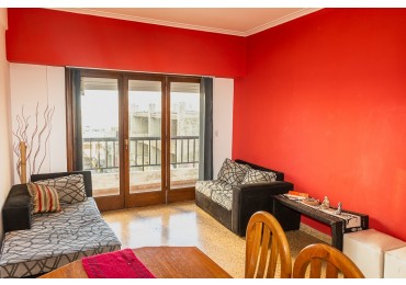 VENTA DEPARTAMENTO 3 AMBIENTES CON BALCON Y VISTA PARCIAL AL MAR