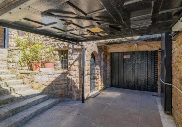 VENTA IMPORTANTE CHALET EN LA PERLA